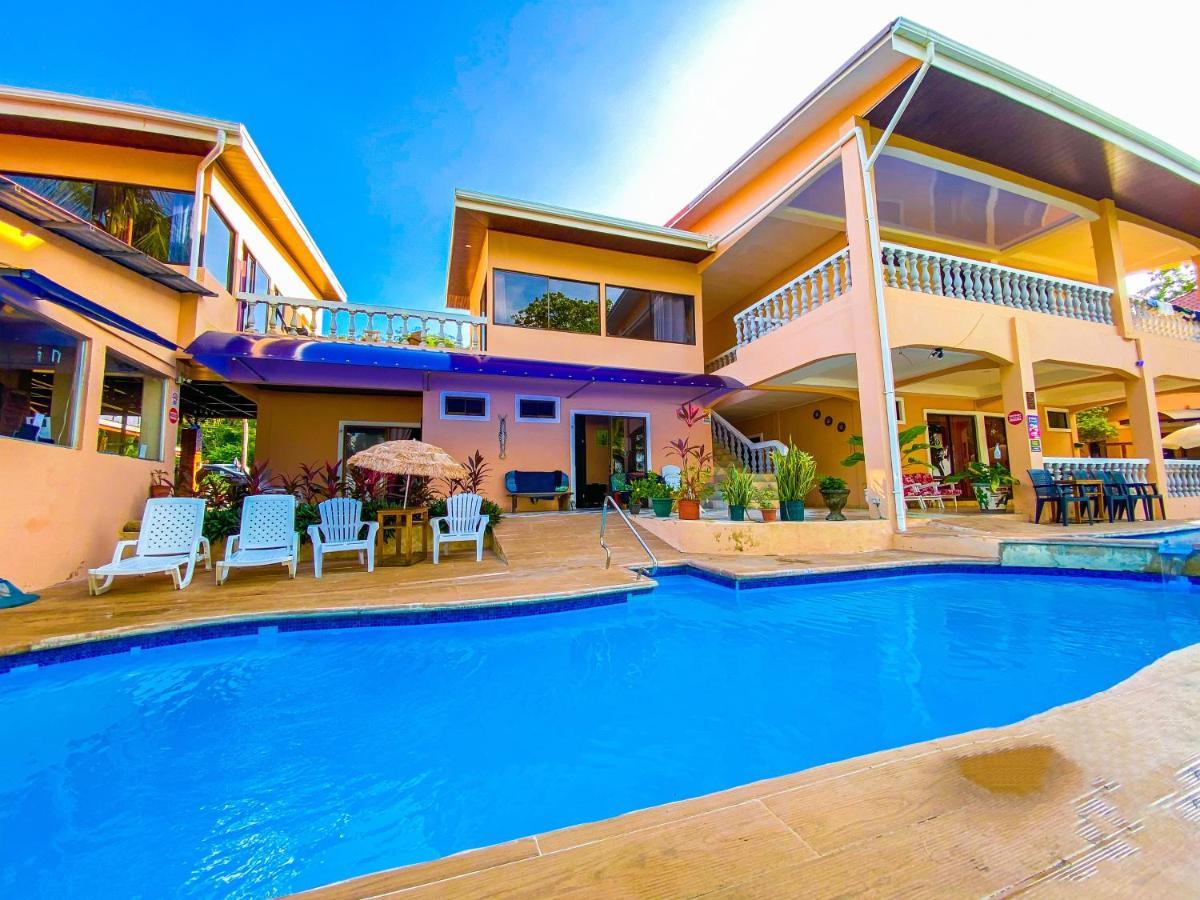 Hotel Beachfront Vista Hermosa Jaco Bagian luar foto