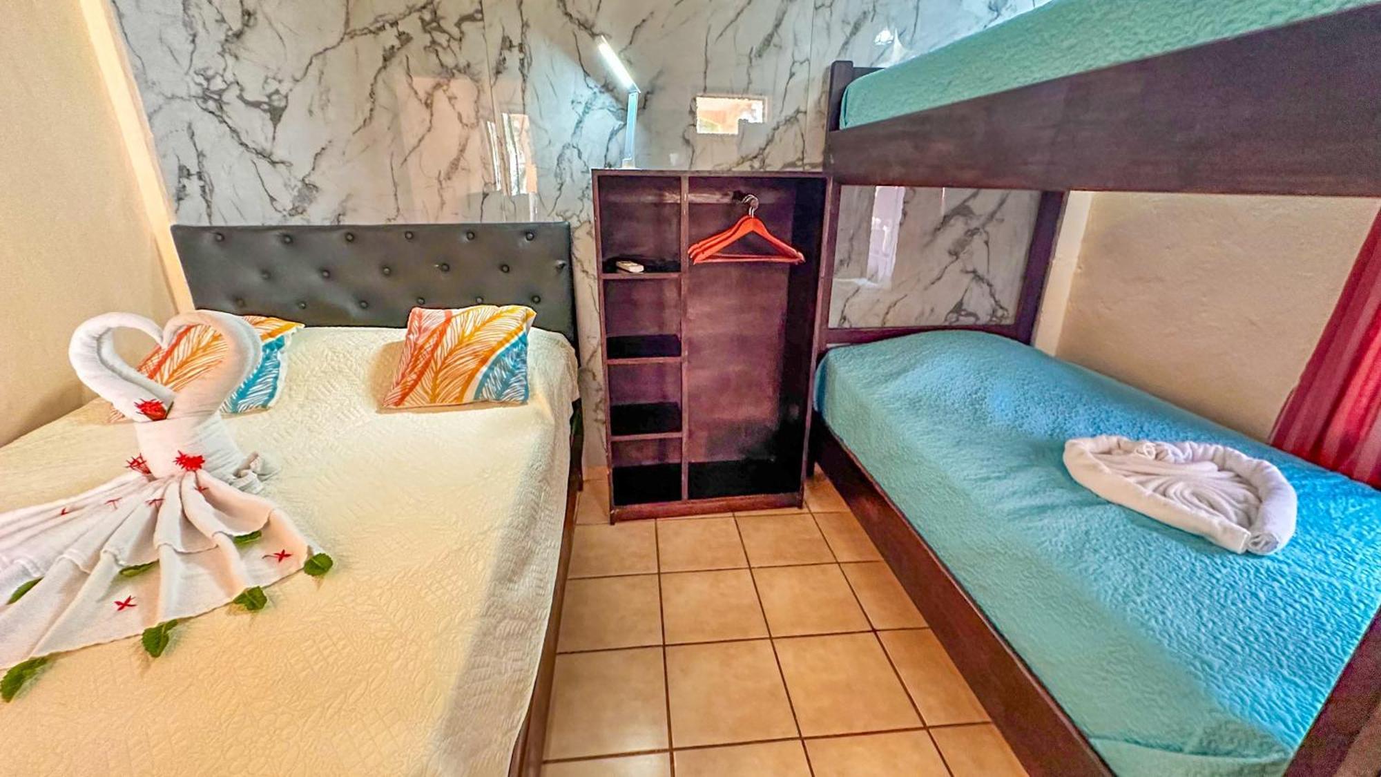 Hotel Beachfront Vista Hermosa Jaco Bagian luar foto